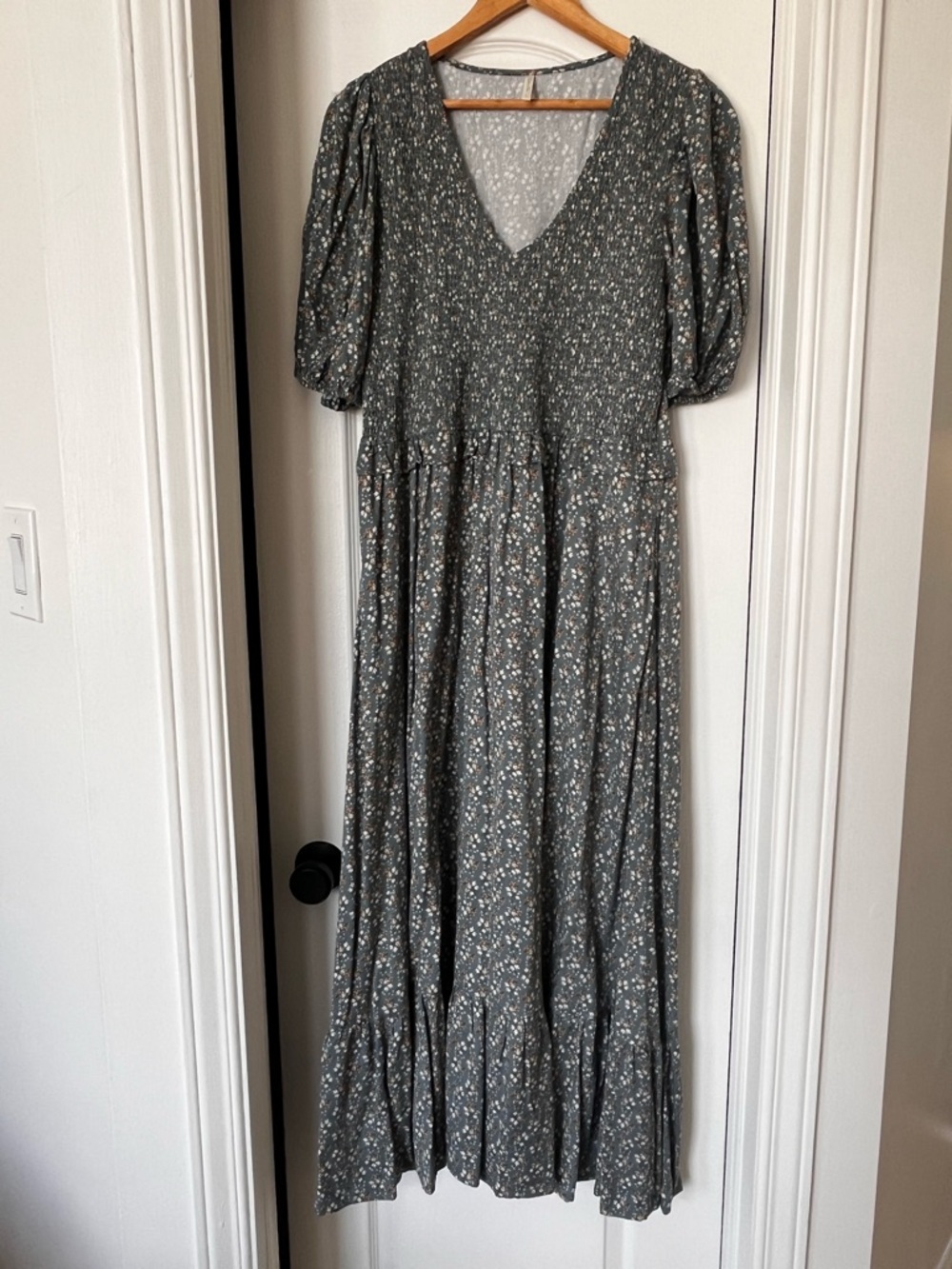 V-Neck Puff Sleeve Tiered Maxi Dress in Dusty Blue - Kate Dress Rylee + Cru - Picture 2 of 5